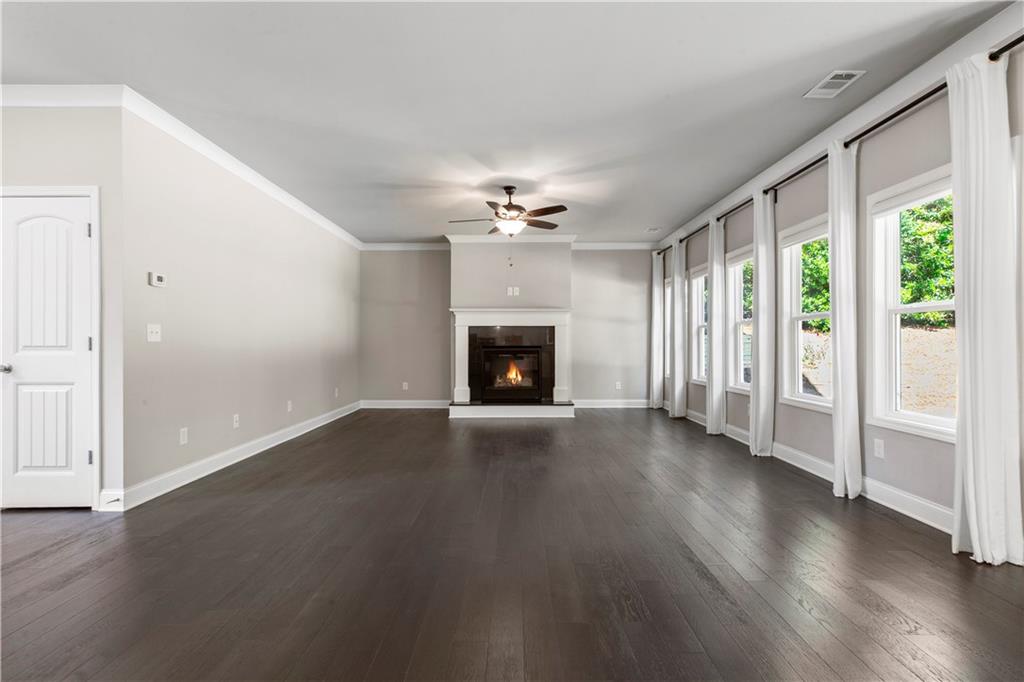 3415 Kenyon Creek Drive NW