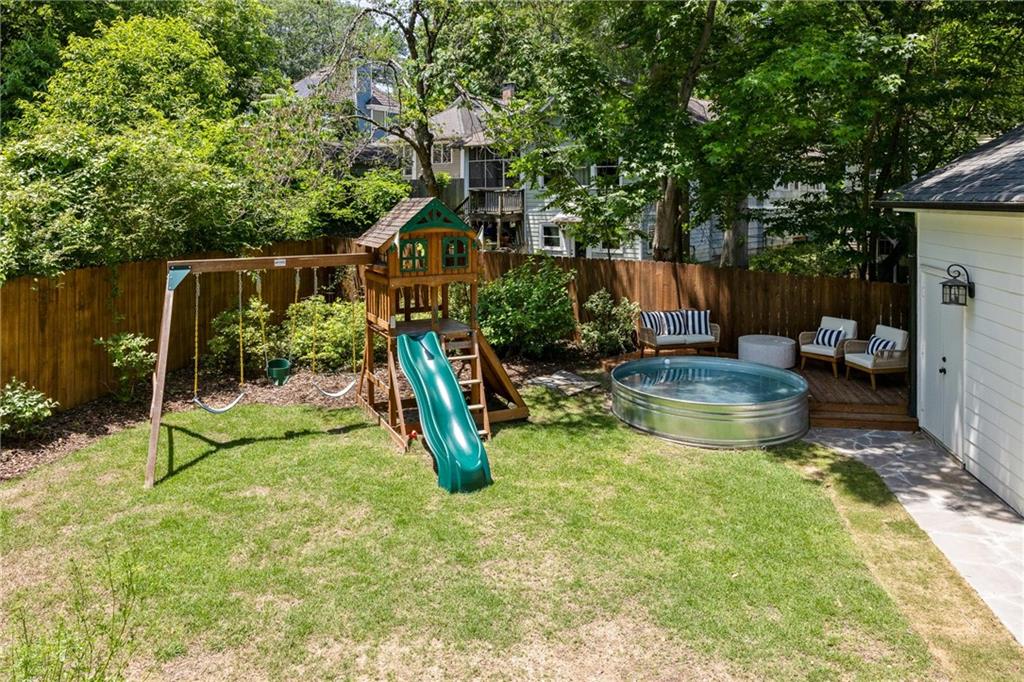 1256 Euclid Avenue NE