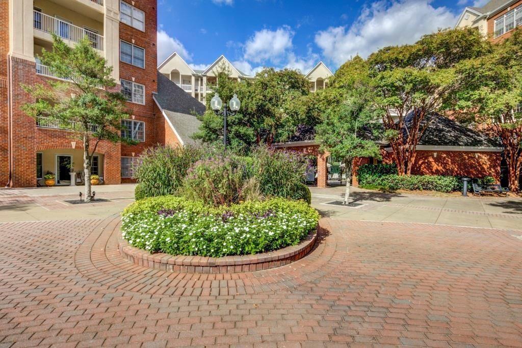 211 Colonial Homes Drive NW Unit 2501