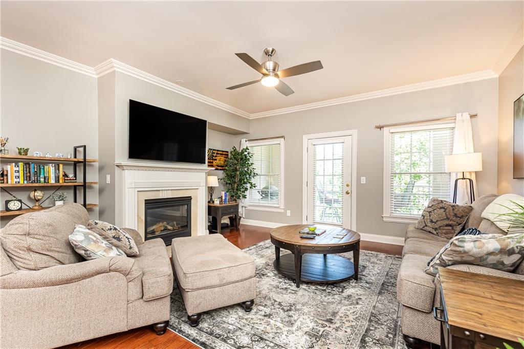 211 Colonial Homes Drive NW Unit 2501