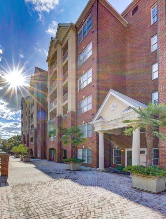 211 Colonial Homes Drive NW Unit 2501