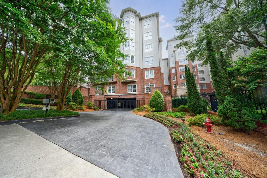 50 Biscayne Drive Unit 2106