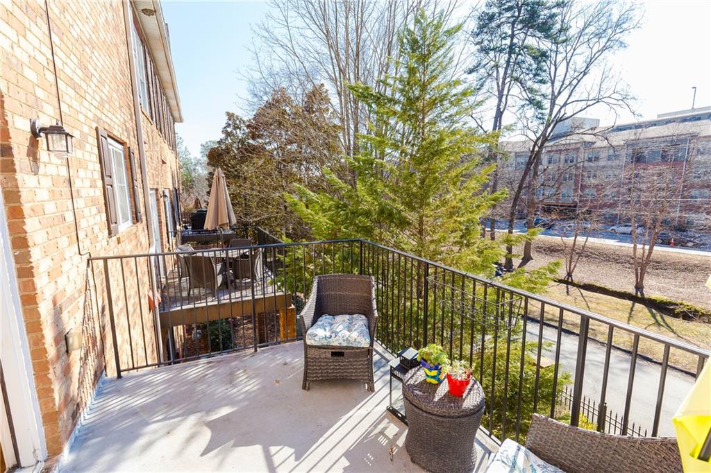 2556 Oglethorpe Circle NE
