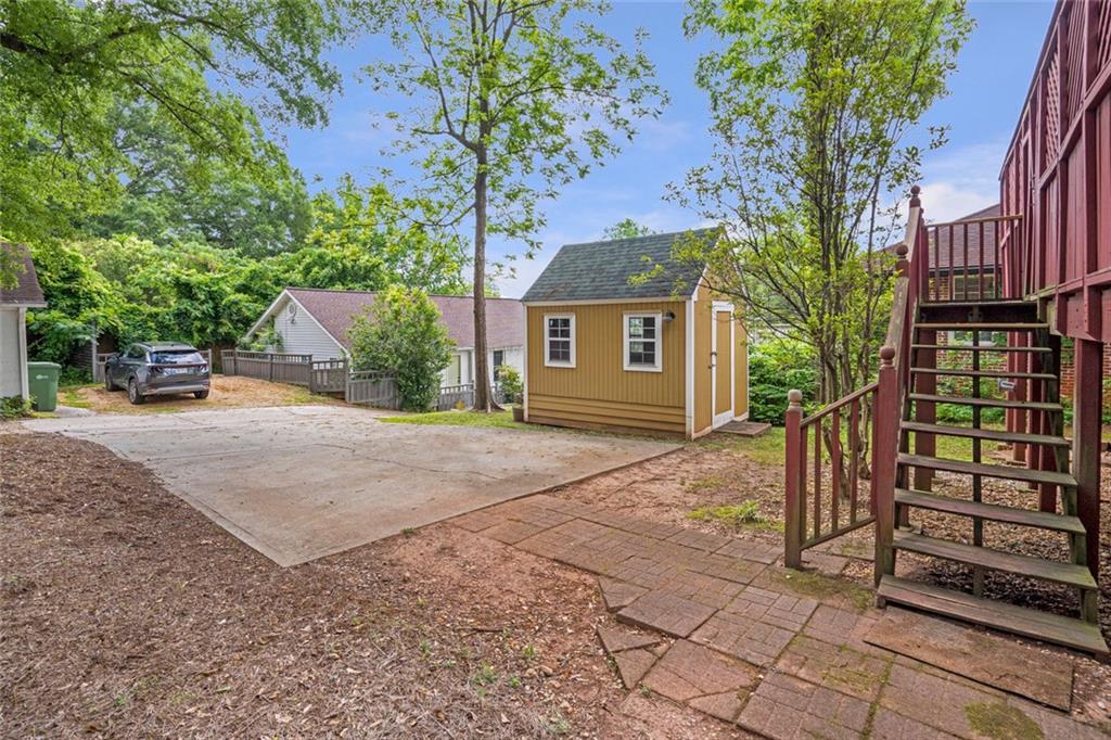 636 Cameron Street Street SE
