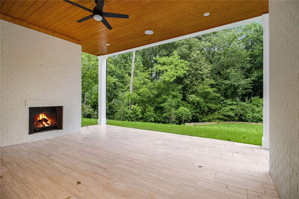 4757 Lake Forrest Drive NW