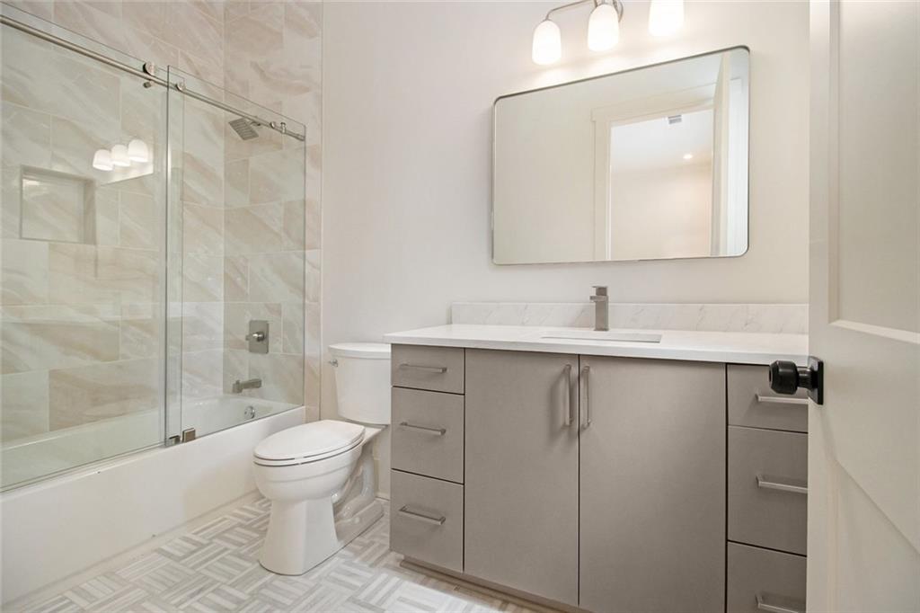 4757 Lake Forrest Drive NW