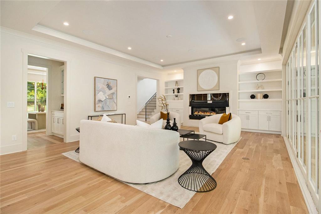 4757 Lake Forrest Drive NW