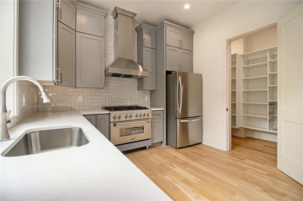 4757 Lake Forrest Drive NW