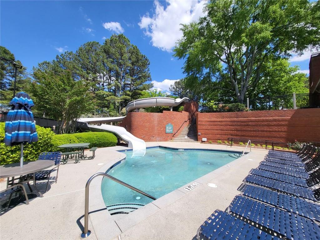 151 Overhill Point