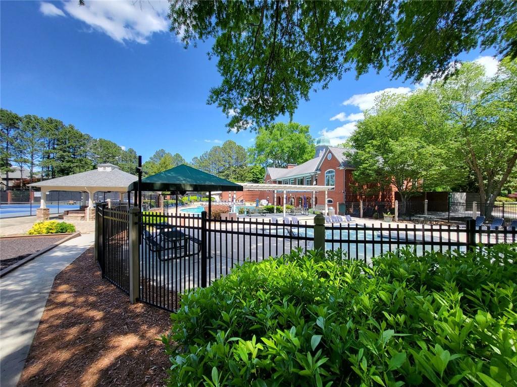 151 Overhill Point