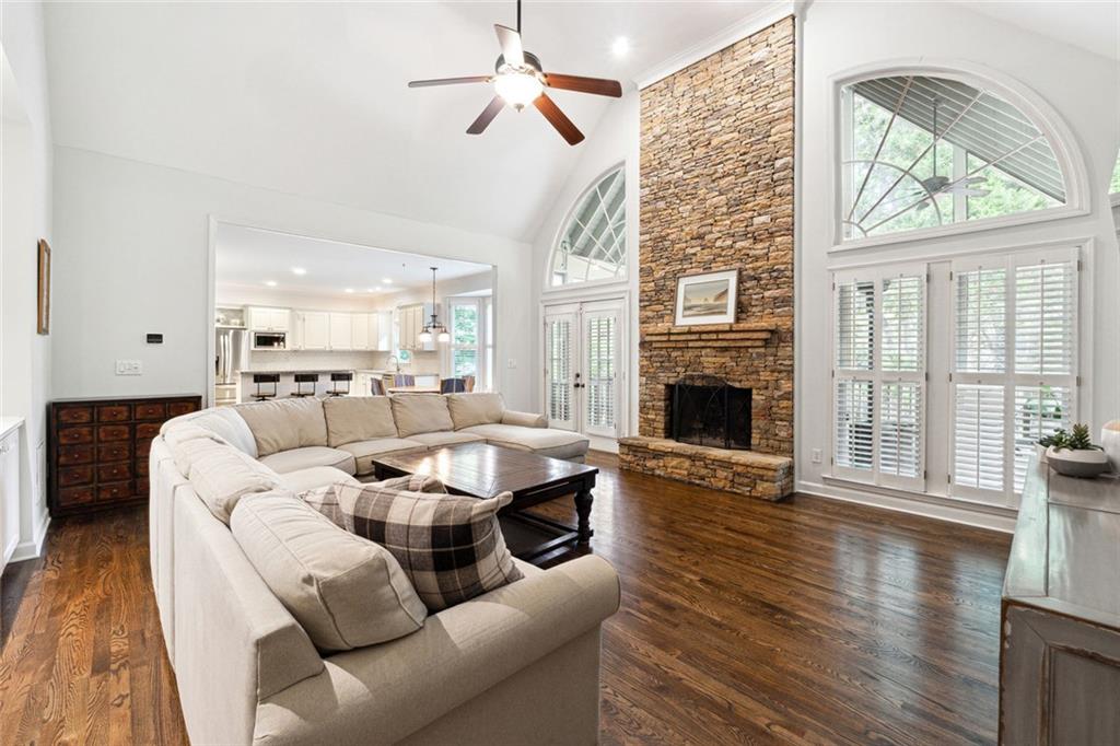 151 Overhill Point