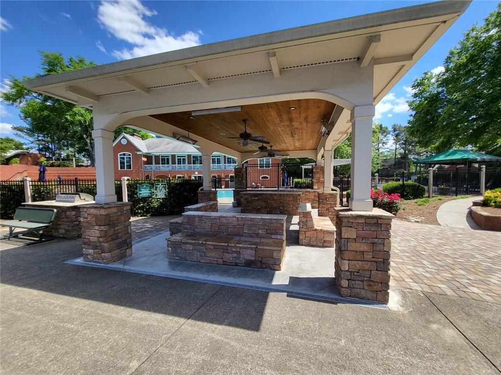 151 Overhill Point