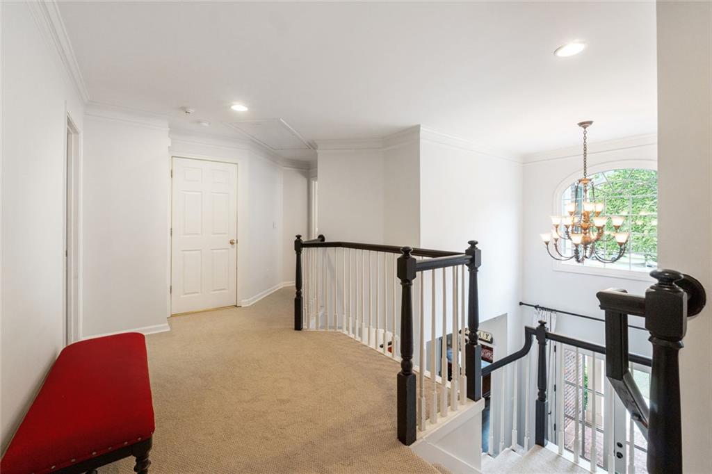 151 Overhill Point