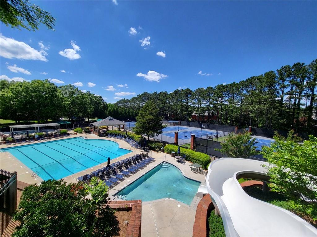 151 Overhill Point