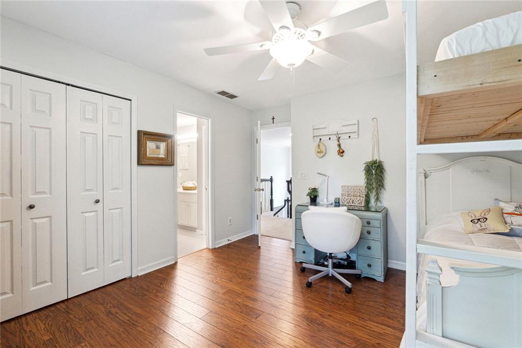 151 Overhill Point