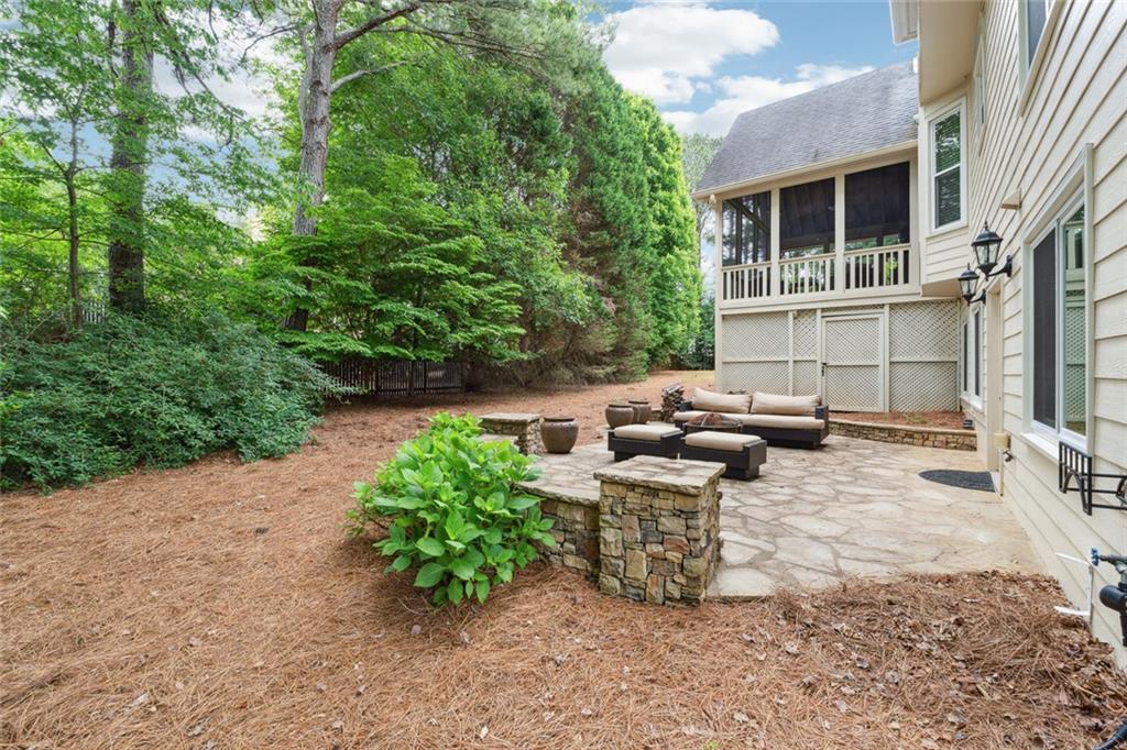 151 Overhill Point
