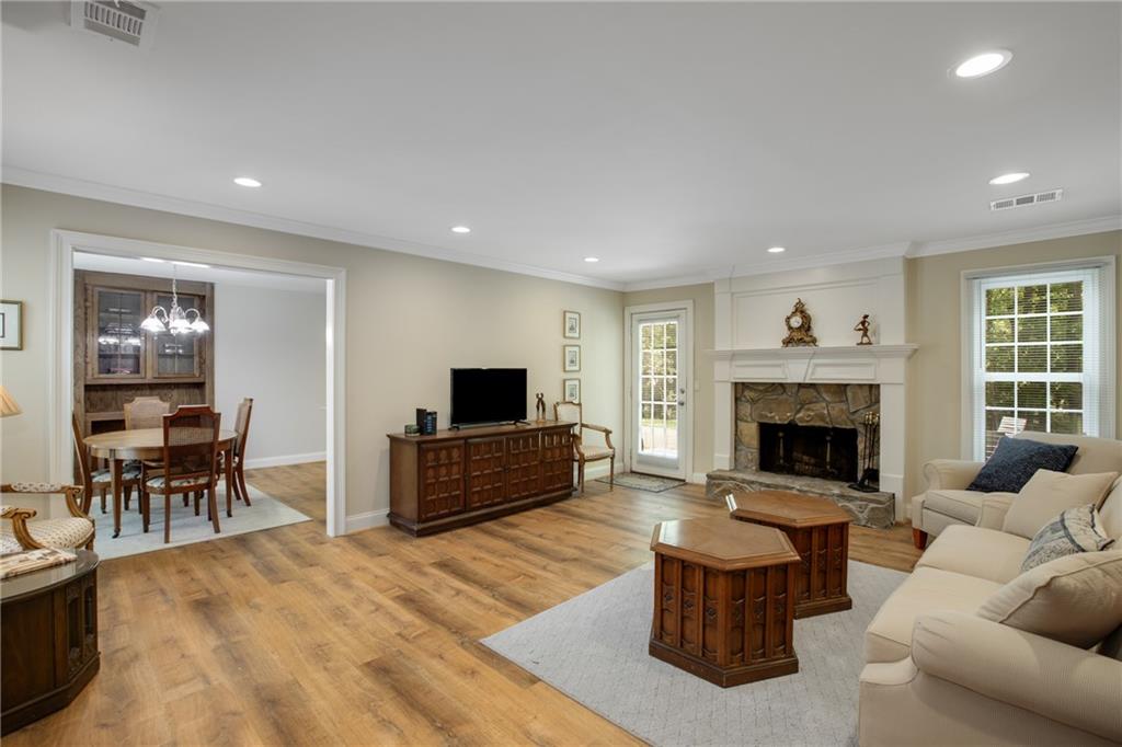 3519 Oak Knoll Drive