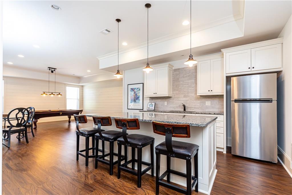 5352 Lacosta Lane