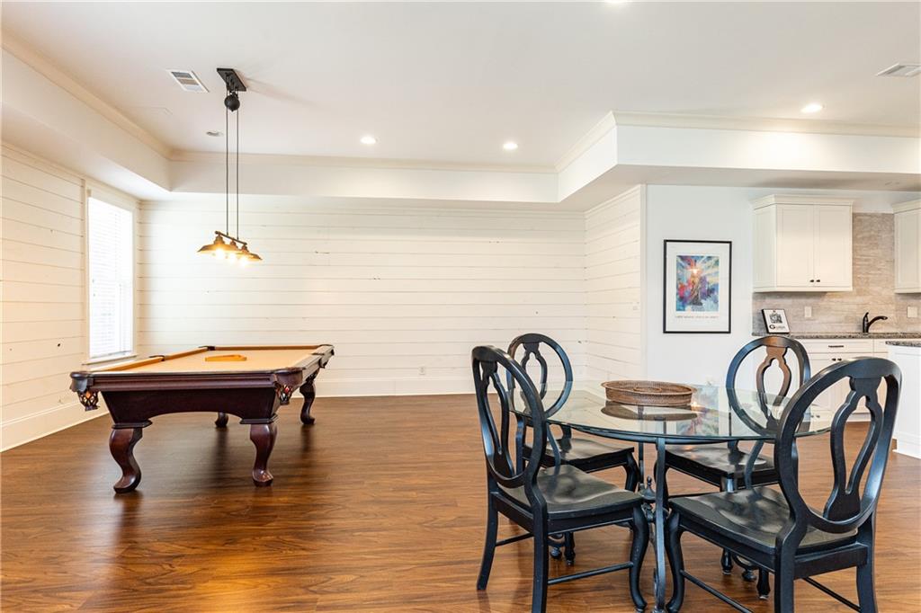5352 Lacosta Lane