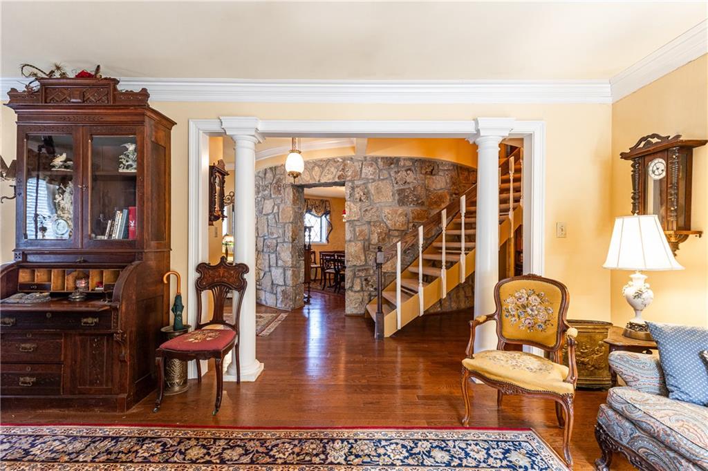 4210 Gatewood Lane
