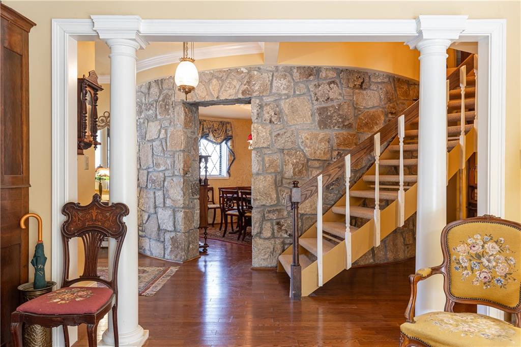 4210 Gatewood Lane