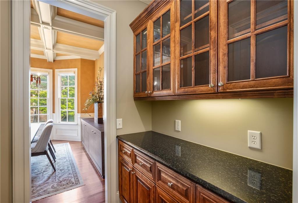 1772 Buckhead Valley Lane NE