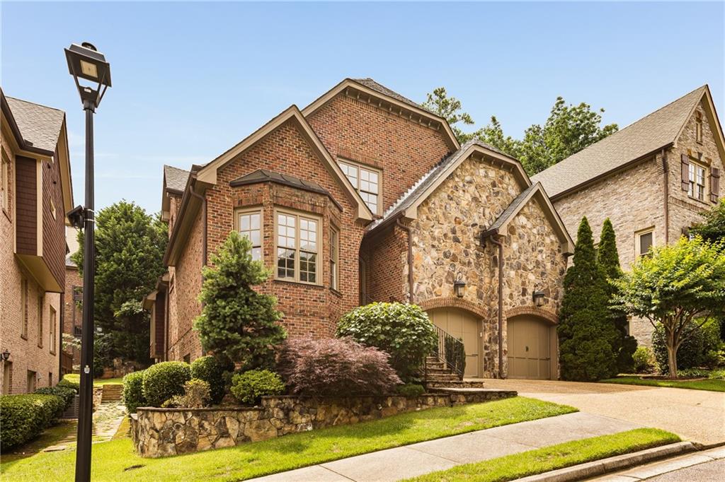 1772 Buckhead Valley Lane NE