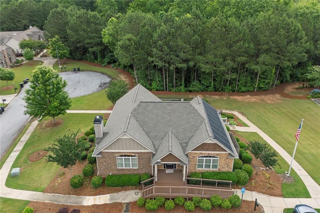 2384 Tree Arbor Way