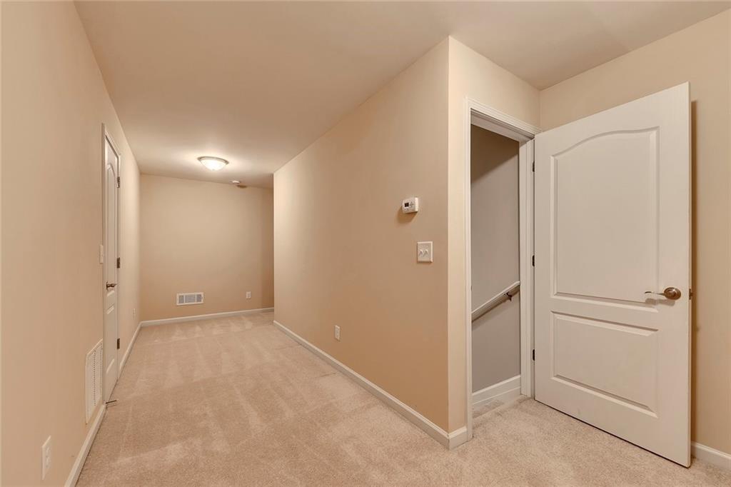 2384 Tree Arbor Way