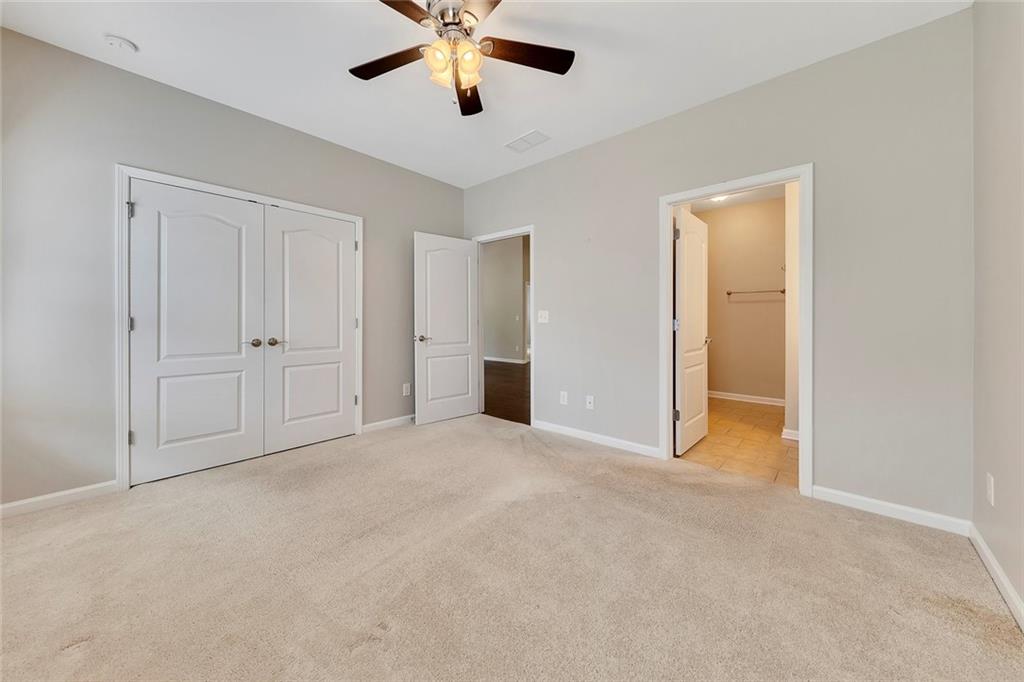 2384 Tree Arbor Way