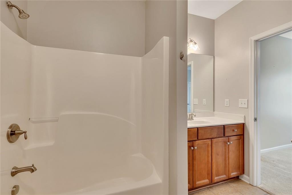 2384 Tree Arbor Way