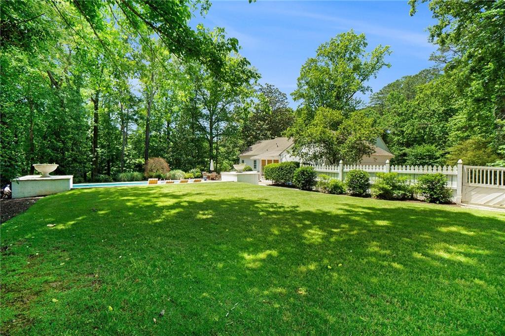 5545 Cross Gate Court