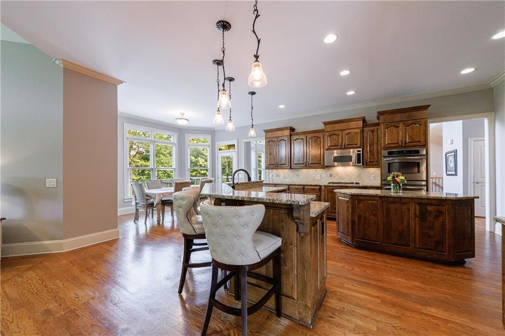 652 Pathview Court