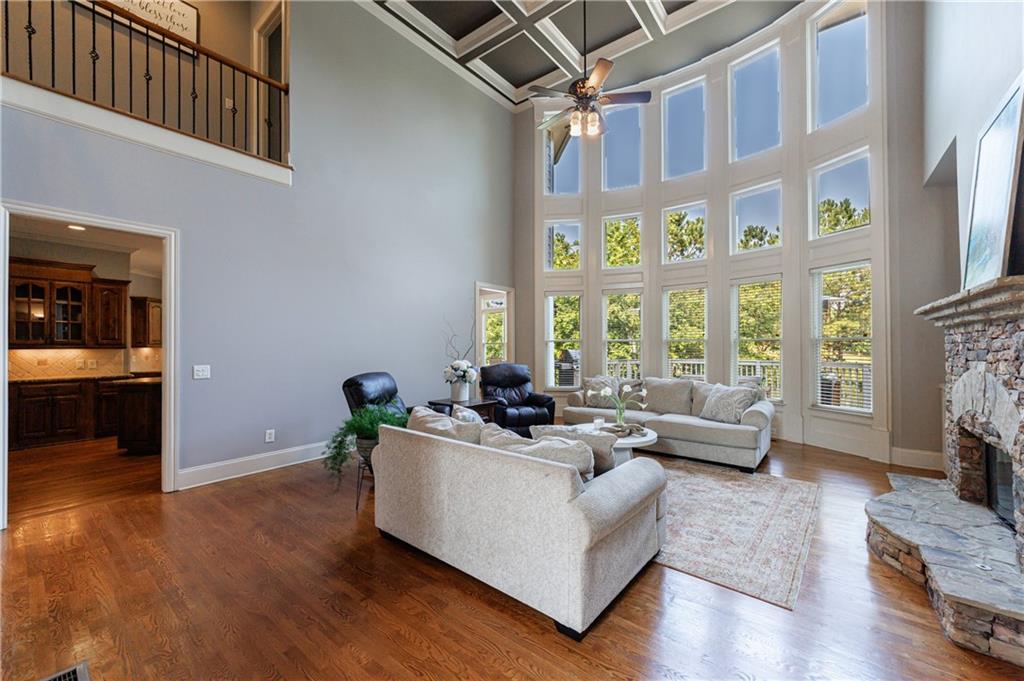 652 Pathview Court