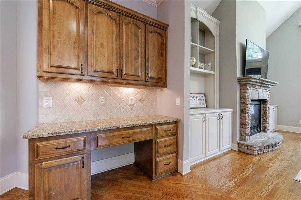 652 Pathview Court