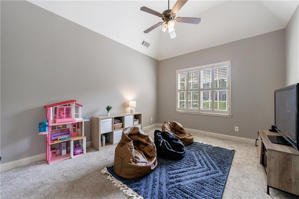 652 Pathview Court