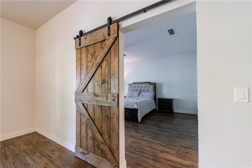 652 Pathview Court