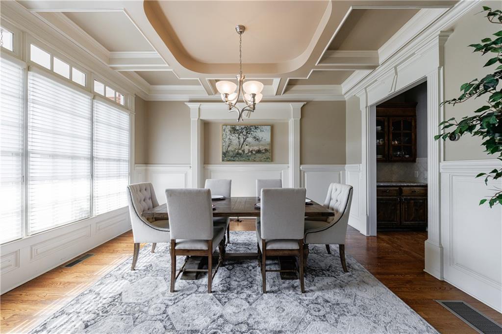 652 Pathview Court