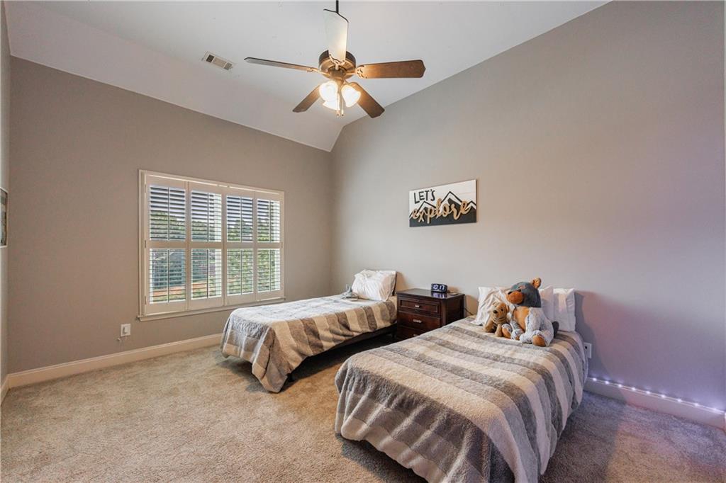 652 Pathview Court