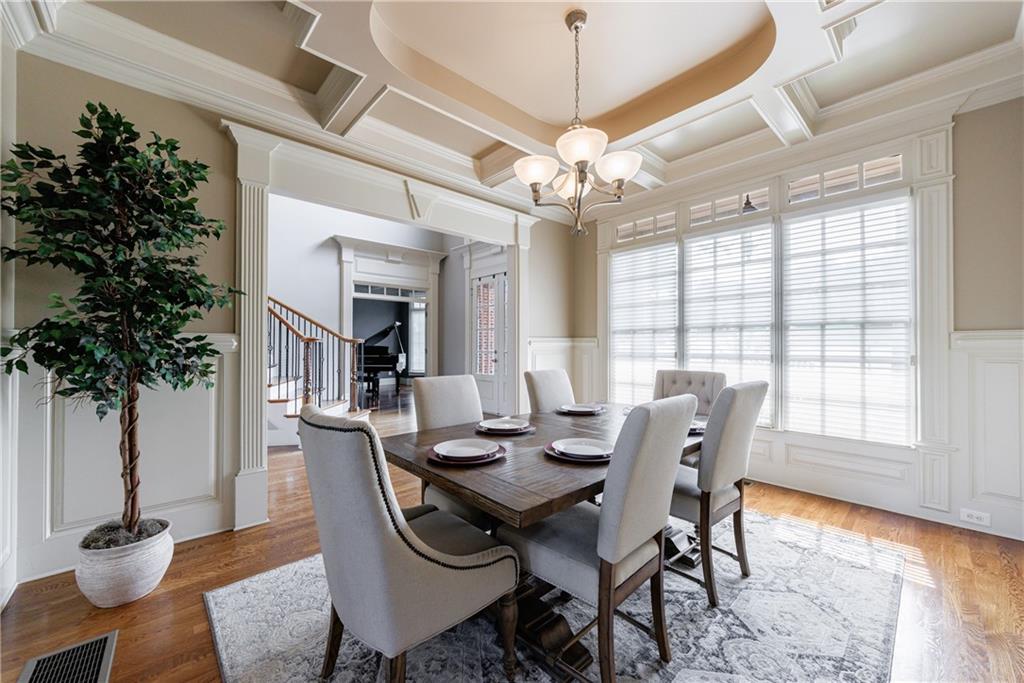 652 Pathview Court