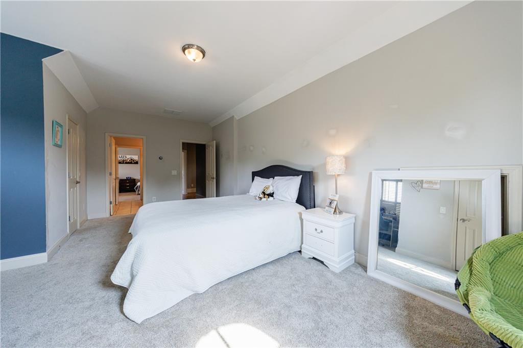 652 Pathview Court