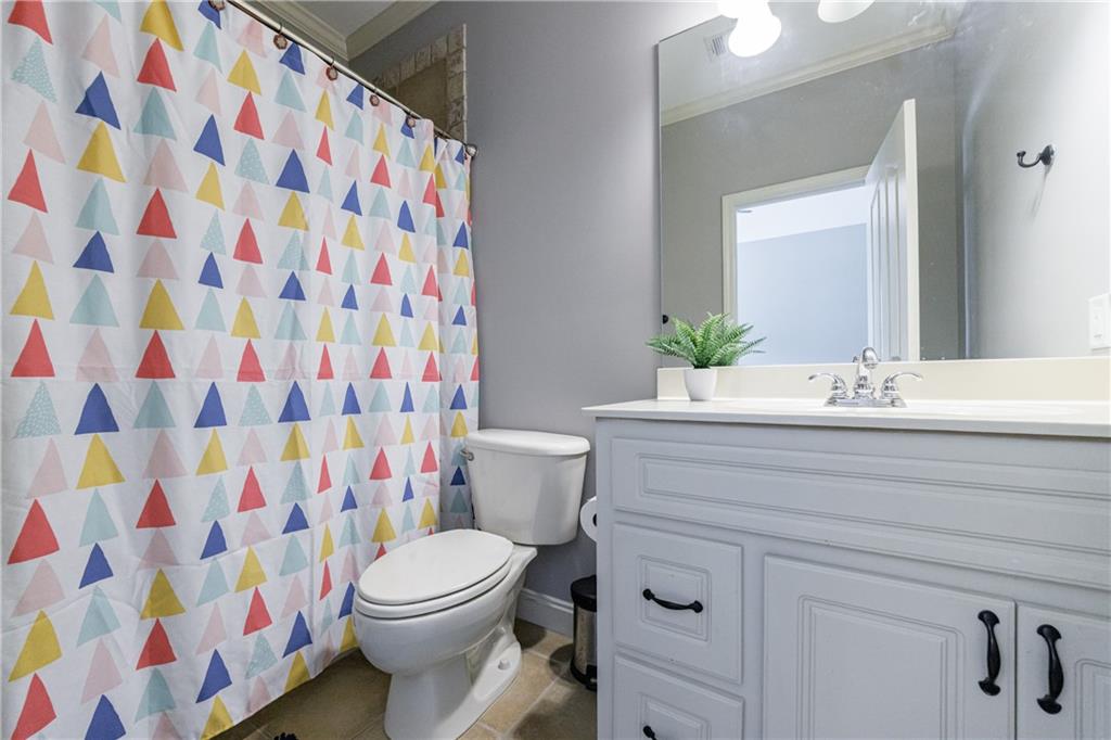652 Pathview Court