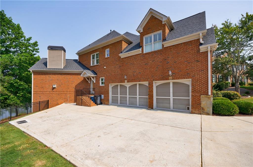 652 Pathview Court