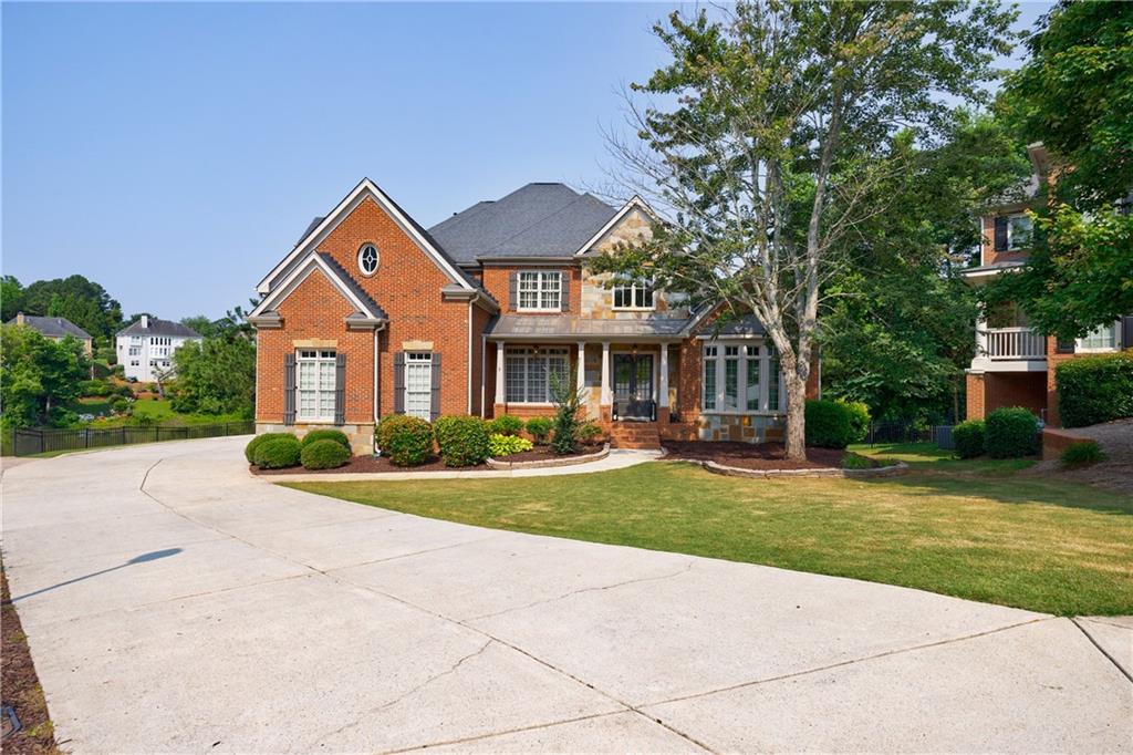 652 Pathview Court