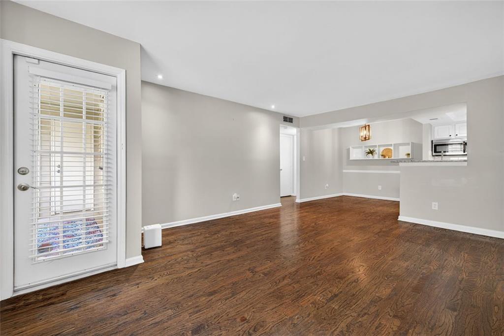 3063 Chastain Park Court NE