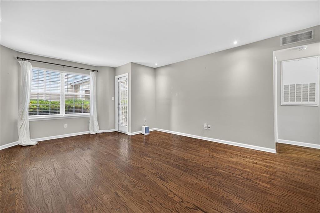 3063 Chastain Park Court NE