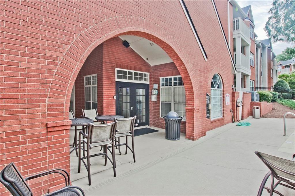 3063 Chastain Park Court NE