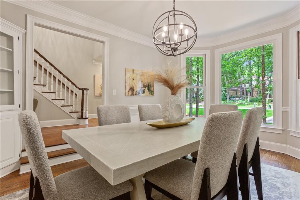 1183 Woods Circle NE