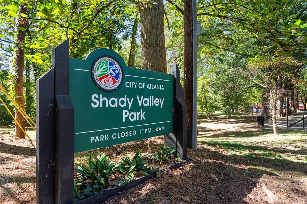 1183 Woods Circle NE