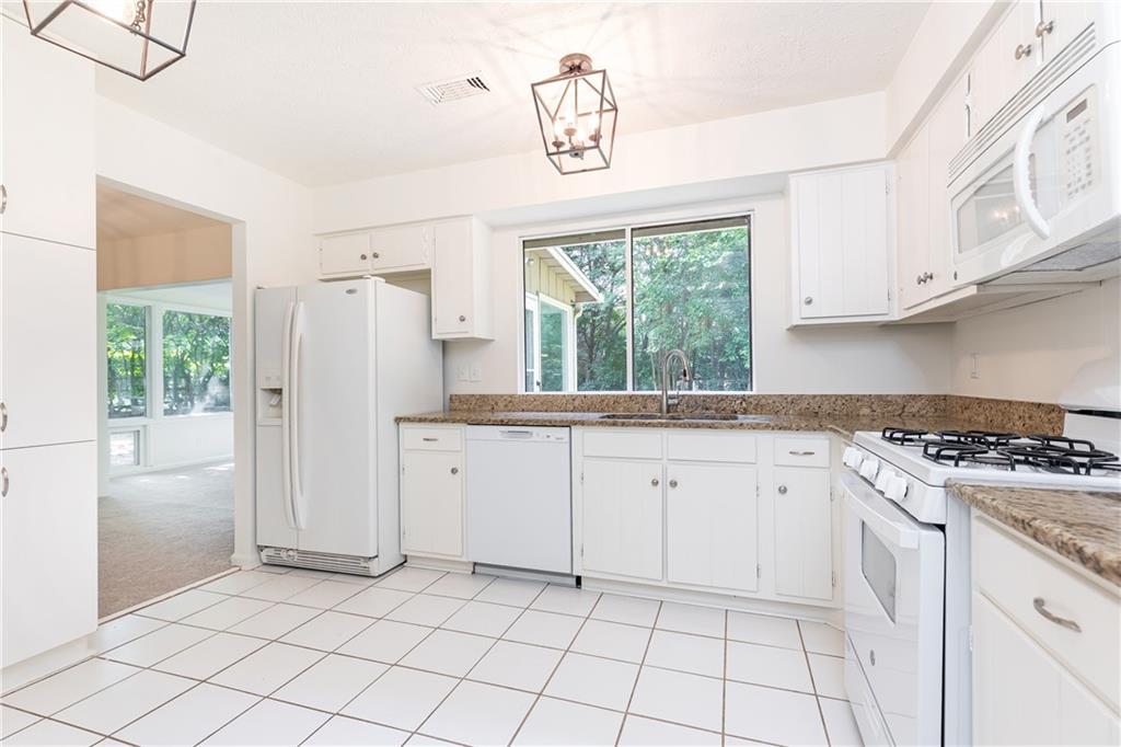 2753 Fireside Court SE